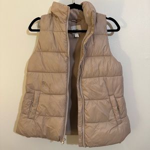 Old Navy Puffer Vest | Size S